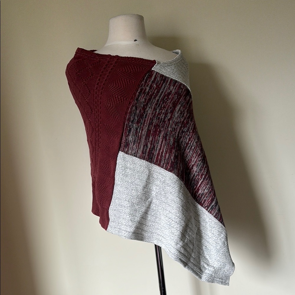 3R Clothing Company Elegant Burgundy and Gray Poncho